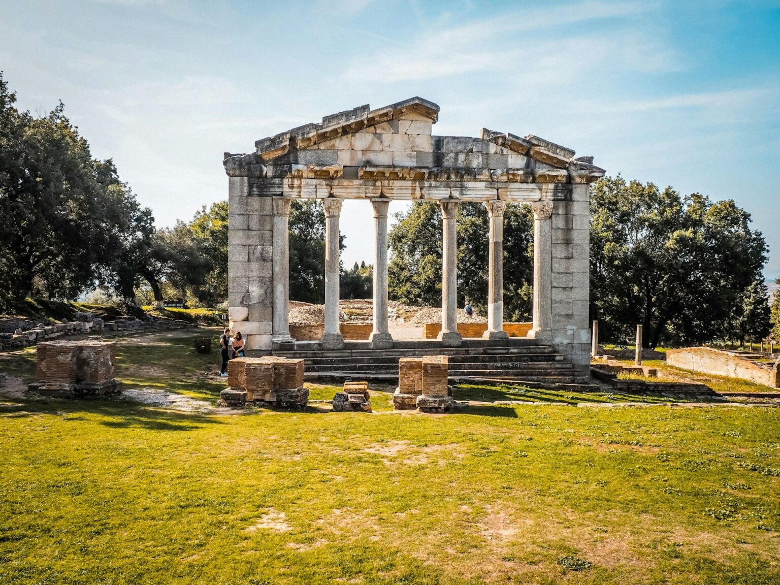 Preposições (Parafjalët) em albanês