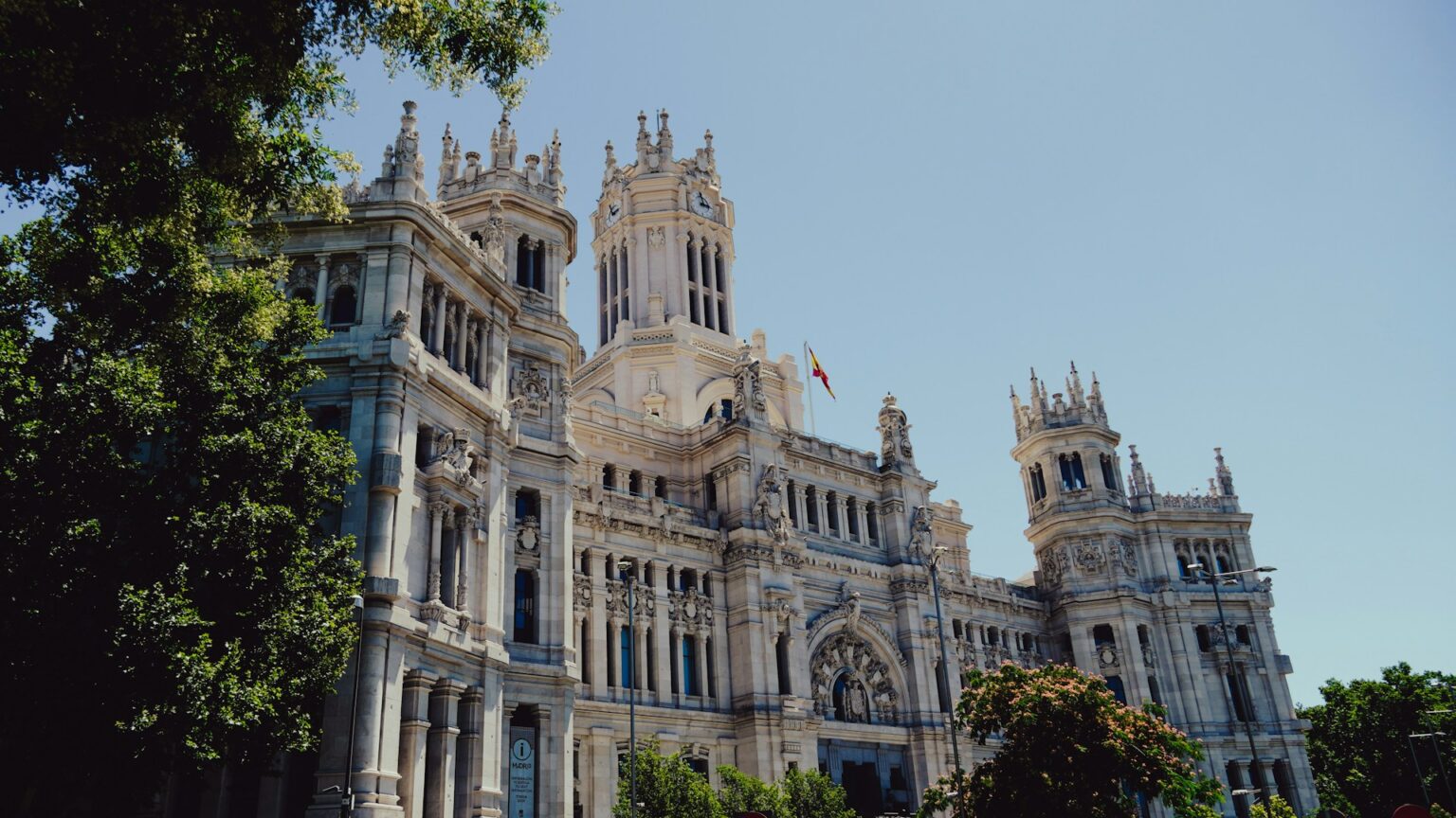 Gramática essencial da Língua Espanhola