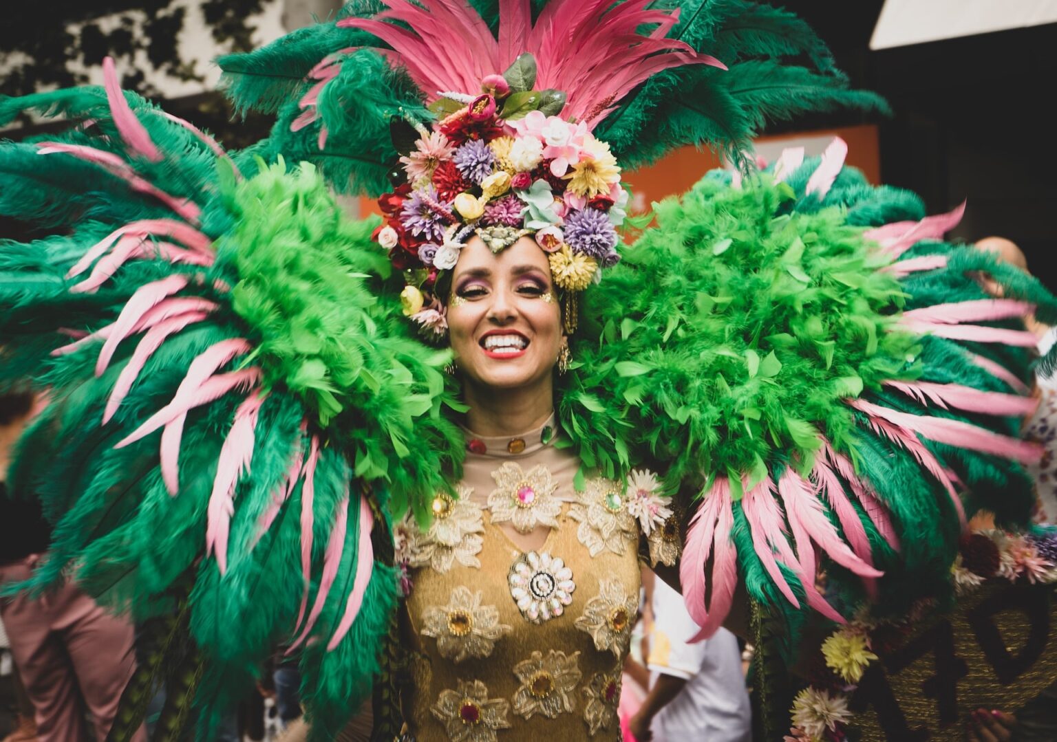 12 expressões em inglês para o Carnaval