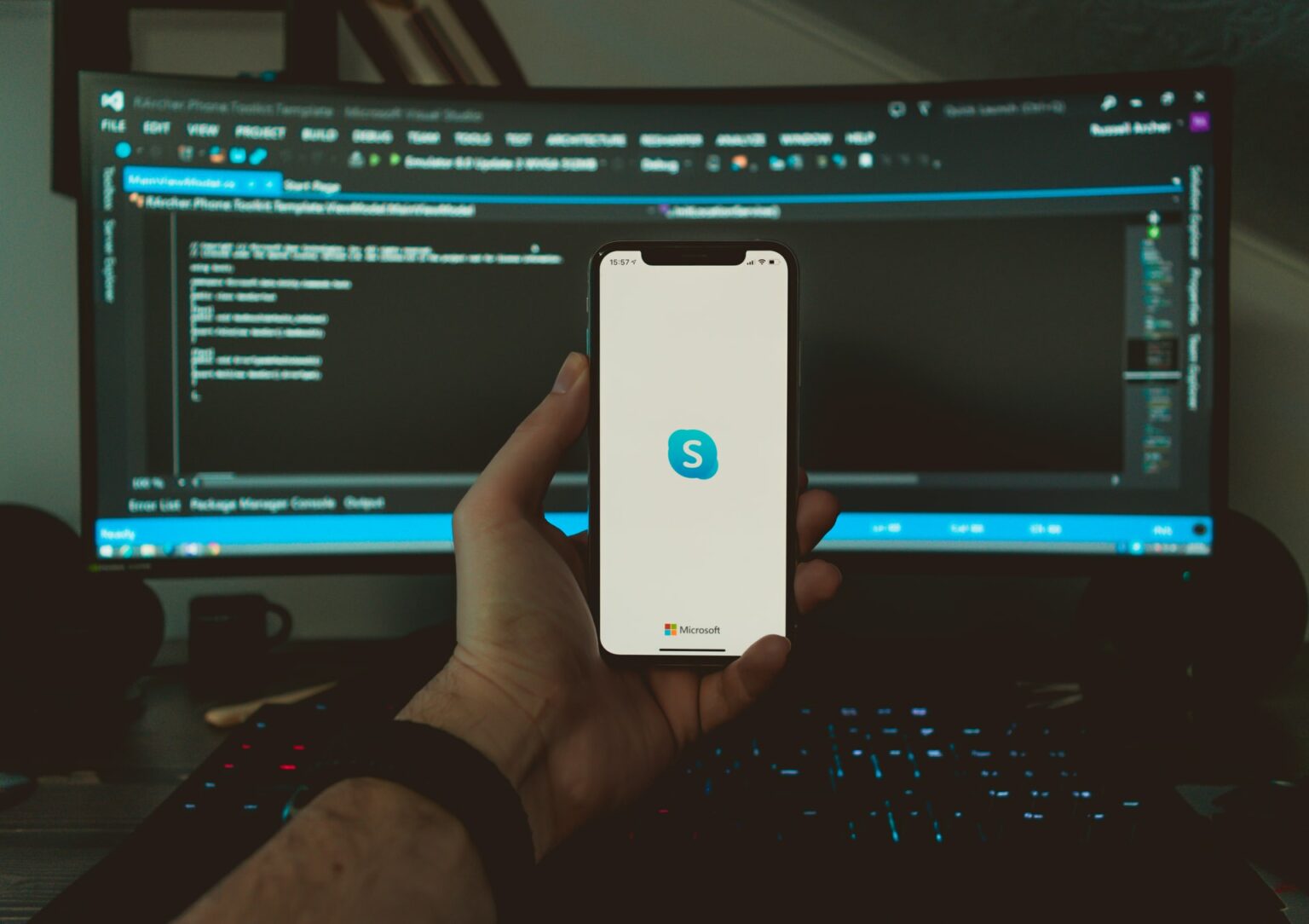 Skype Translator: Tradução simultânea para ligações telefônicas imagem destacada - smartphone no Skype