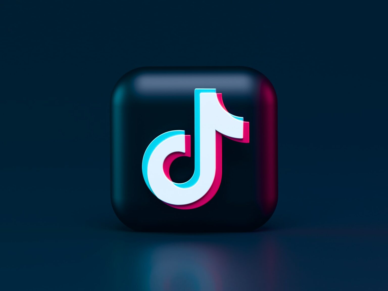 TikTok lança tradução simultânea para nove idiomas TikTok