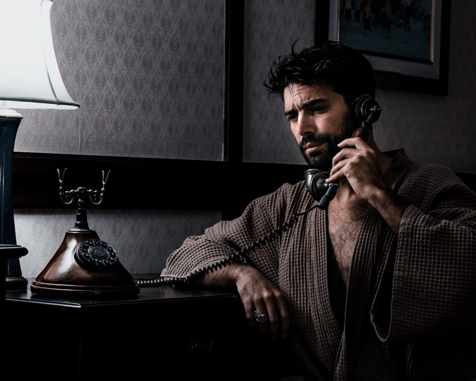 Como atender ao telefone em diferentes idiomas